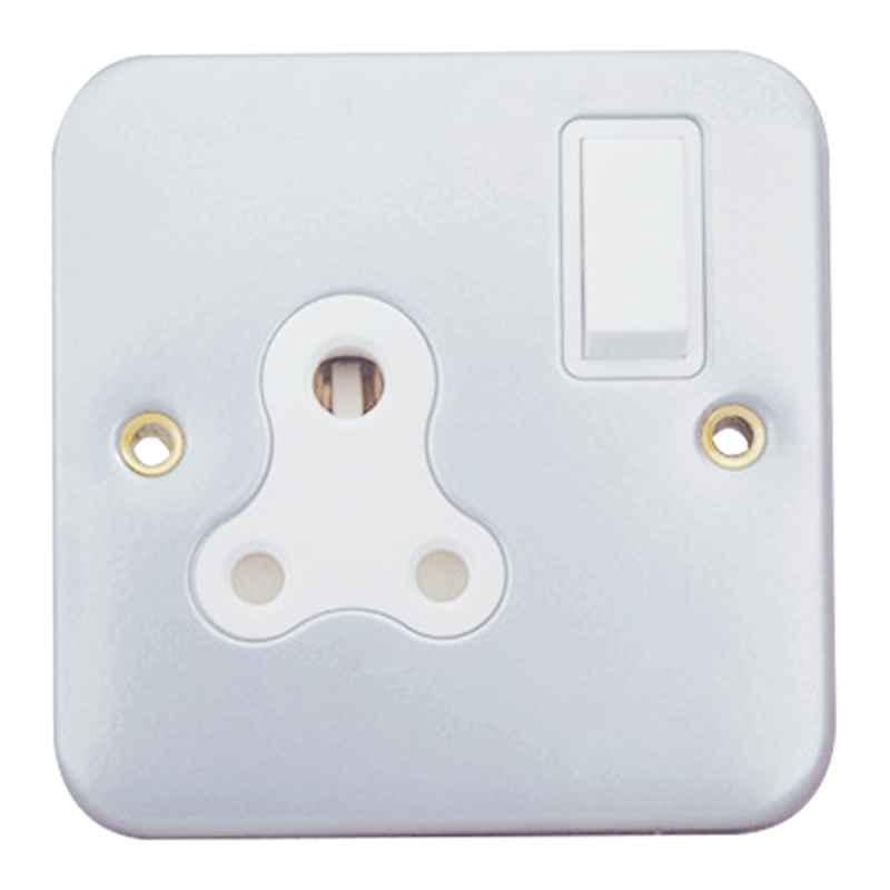 wHPIY0gJbQ95n-xxlarge.jpg RR Kabel 15A Switched Socket - RR W3005-MC Dubai UAE